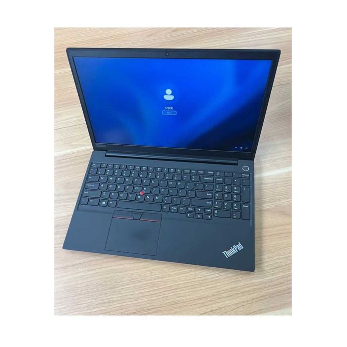 Laptop Business Lenovo Thinkpad E15 i7-1165G7 4.70GHz 16GB DDR4 3200Mhz SSD 512GB SK Hynix - Windows / Office - tastatura numerica