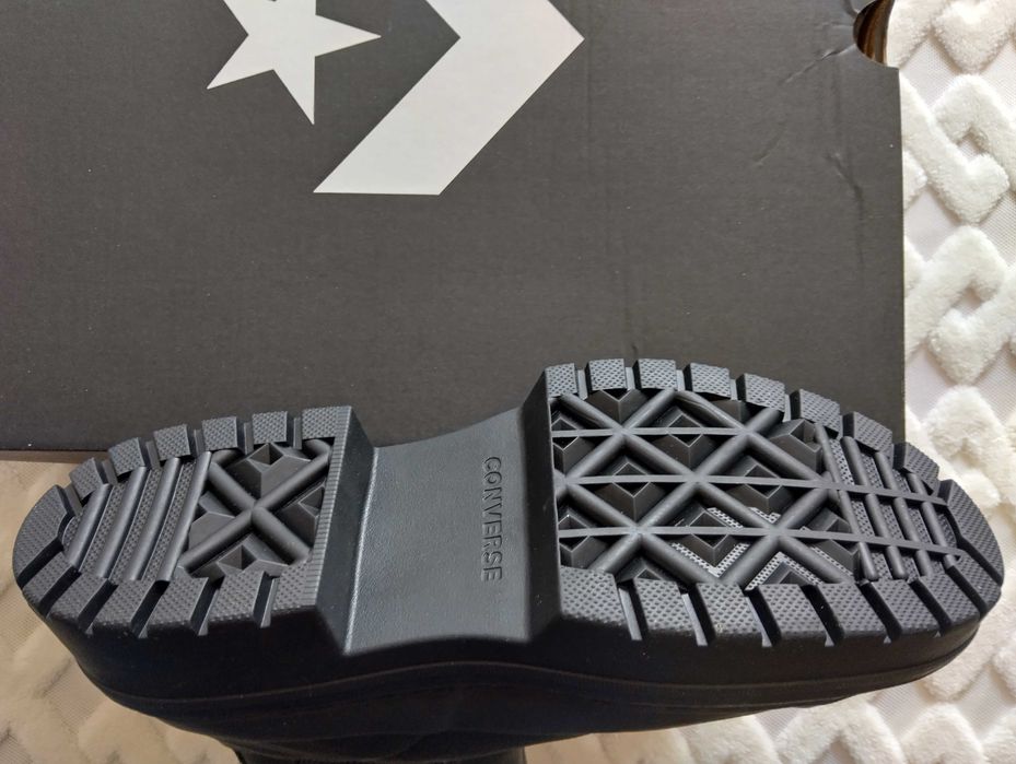 боти CONVERSE естествена кожа, 40/40,5 р-р нови с кутия