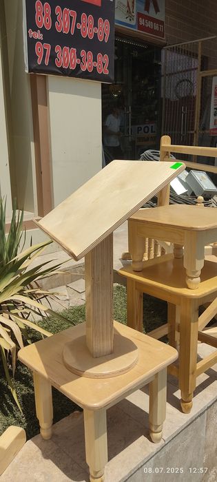 Kitob o'qishga lavx.