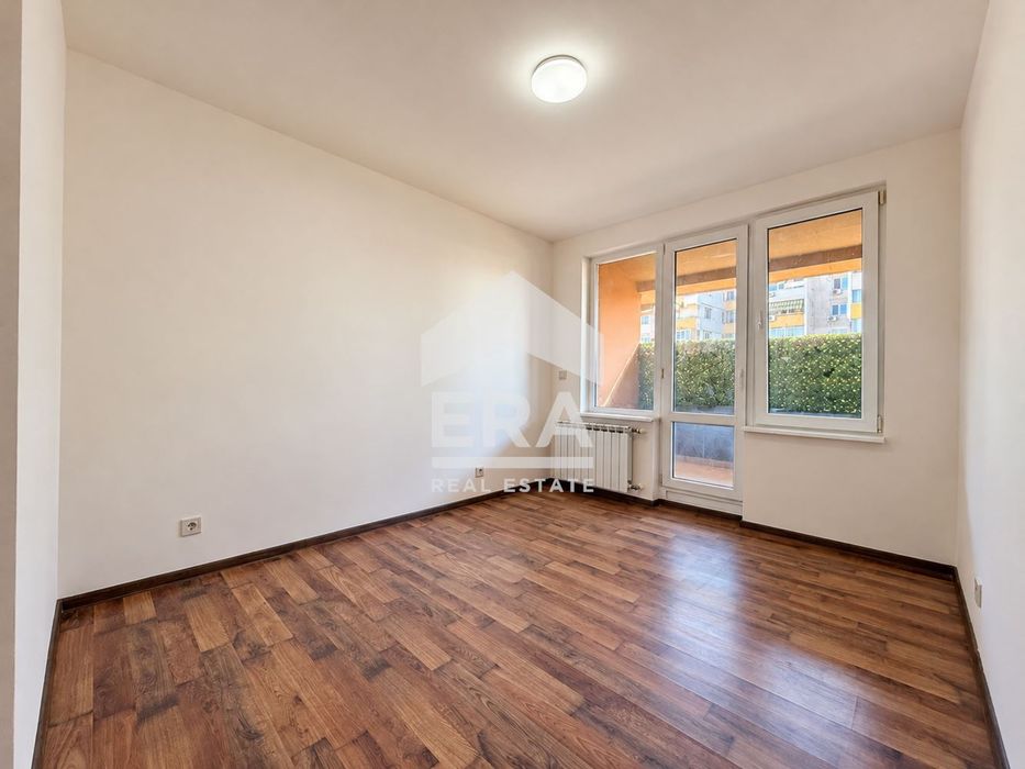 Продава се Тристаен апартамент в София, Люлин 10 - 117 кв.м за 2983 €/кв.м - Снимка #3