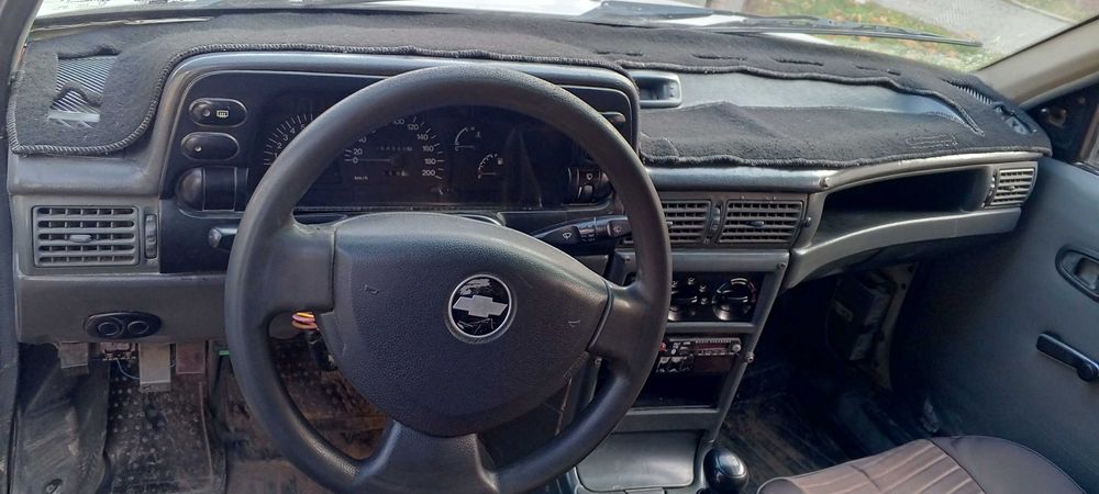 Nexia 1 srochno sotiladi