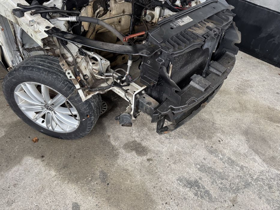 Trager,bara spate,oglinda/oglinzi,haion/luneta,parbriz pt vw tiguan