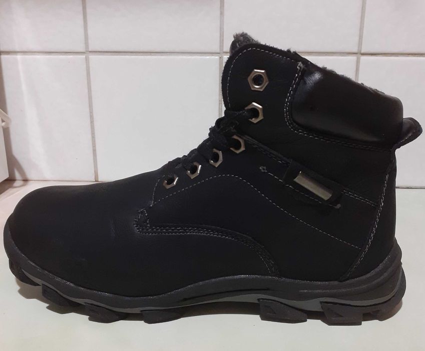 Черни кубинки 40 номер