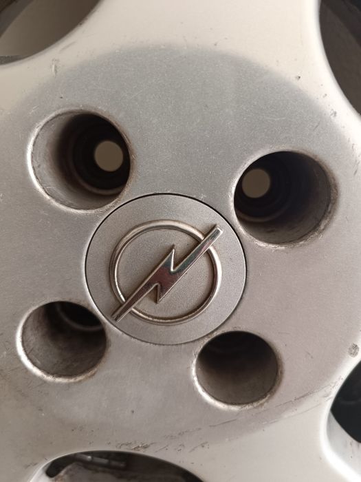 Гуми с джанти на3 месеца