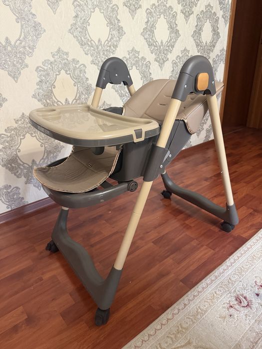 Столик для кормления