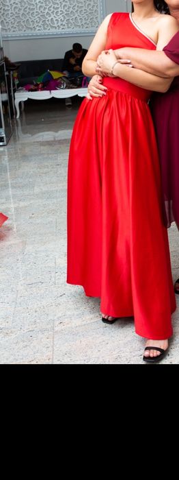 Rochie rosie ocazii speciale
