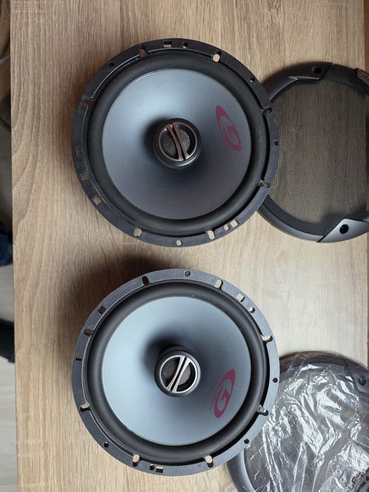 Продавам Alpine cde-153ebt