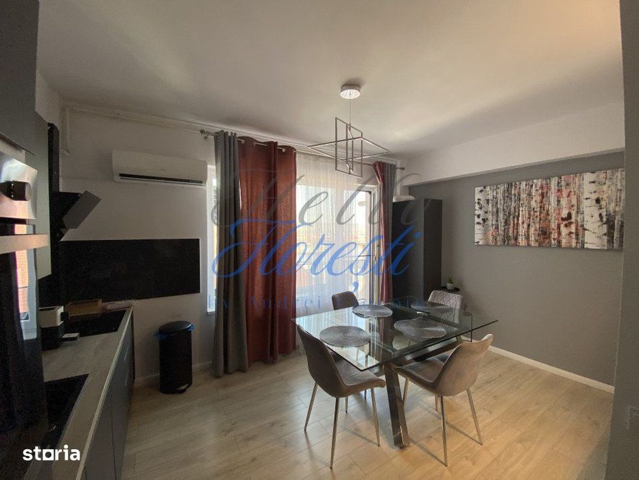 Apartament de 3 camere, semidecomandat, in zona Teilor
