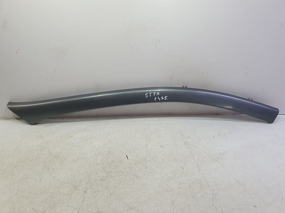Ornament parbriz Peugeot 607 1 (2000 - 2004) 2.2 hdi 4HX DW12TED4