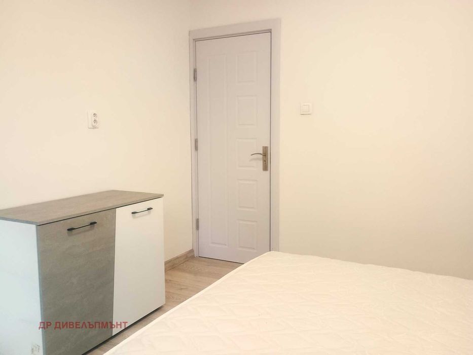 Дава се под наем Двустаен апартамент в София, Банишора - 52 кв.м за 561 € - Снимка #13