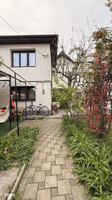 Casă spațioasă lângă Parc – pentru familie | ~300 mp + curte 240 mp