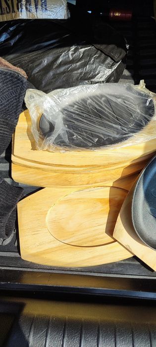 Продается жаровня с подставкой