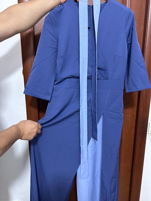 Продам шикарный вечерний комбез в иедальном состоянии