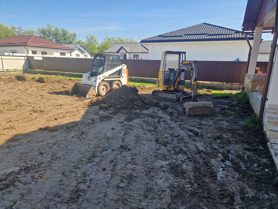Execut lucrări cu bobcat și miniexcavator