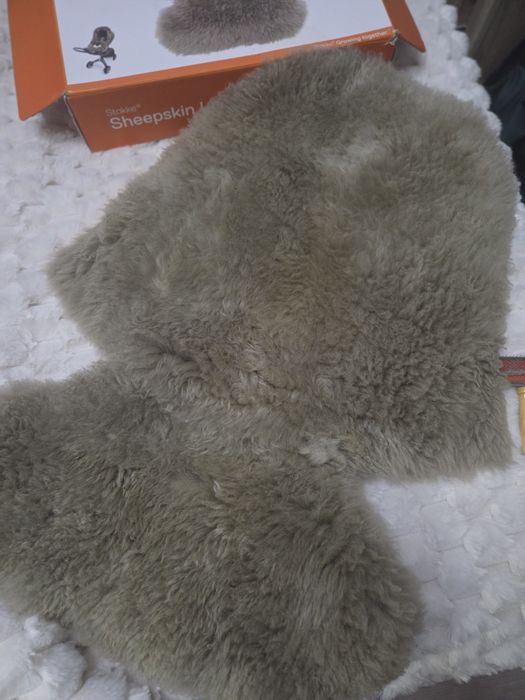 Vând blana pt carut Stokke