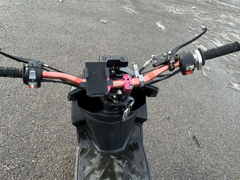 Продам мопед М8 про лия