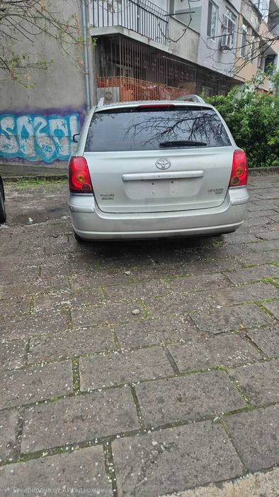 Продавам автомобил