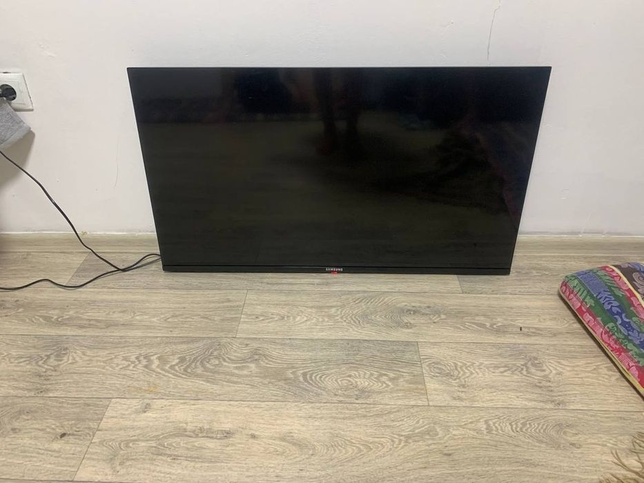 Samsung рабочий телевизор.