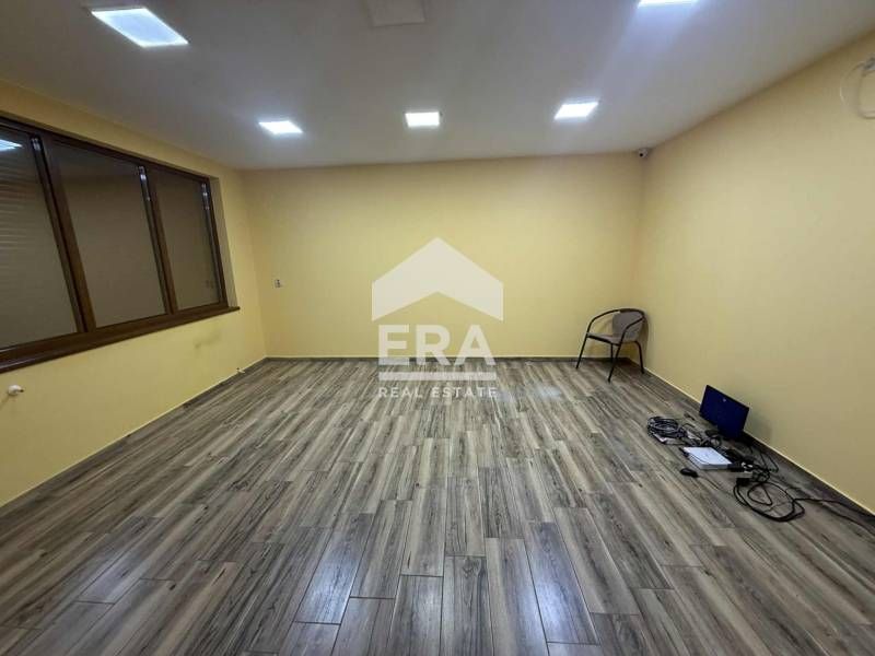 Самостоятелна къща в с. Сандрово, обл. Русе