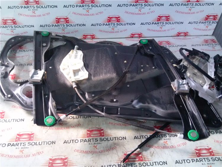 Macara geam usa dreapta fata volkswagen passat b6