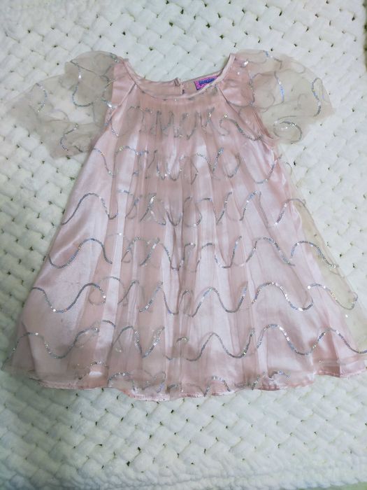 Платье на девочку