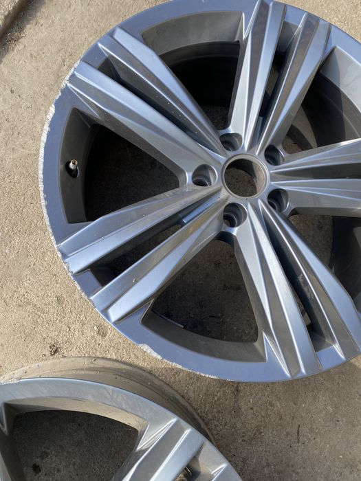 Jante touareg CR7 R19