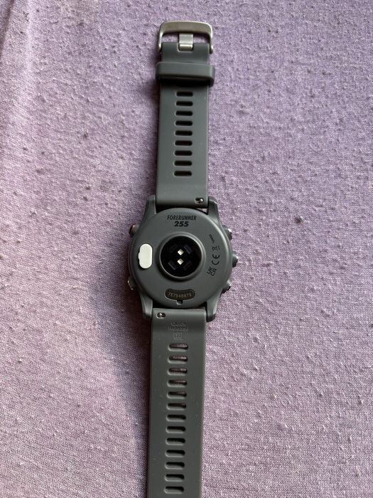 Часовник Garmin forerunner 255/ Бартер за Apple watch нов!
