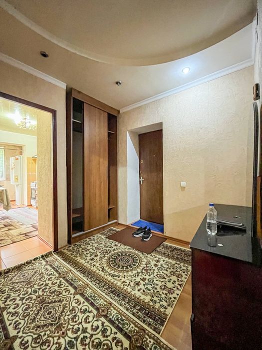 2/2/4 Буз-2,ЭКО Базар,ориентир 49 школа,Тараканчик,77 серия,кирпич