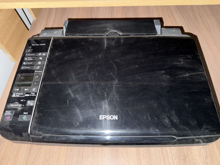 Imprimanta Epson cu scanner si xerox