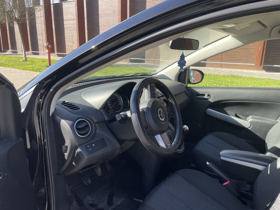 MAZDA 2 2011 — imagine 6
