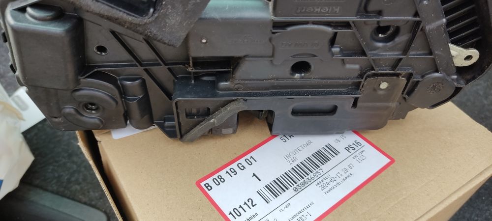 Butuc, clanță, Skoda superb combi 3