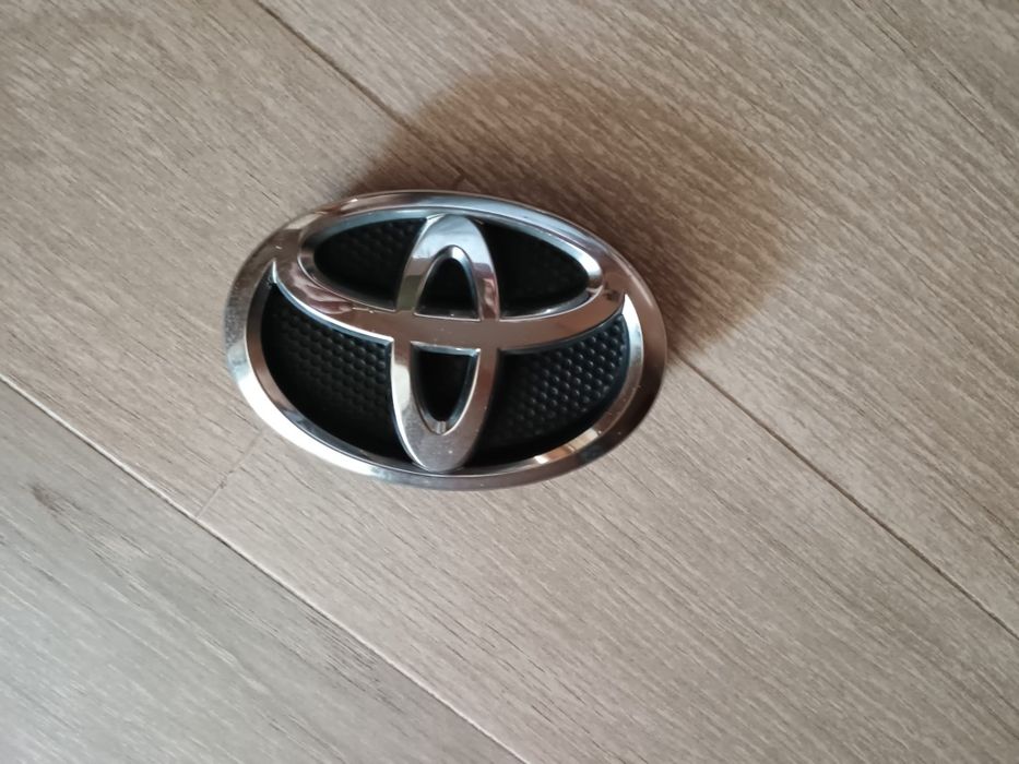 Emblema + capace spalator farToyota.