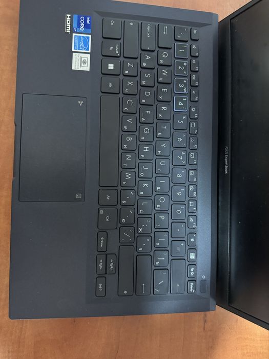 Продаю ноутбук ASUS EXPERTBOOK
