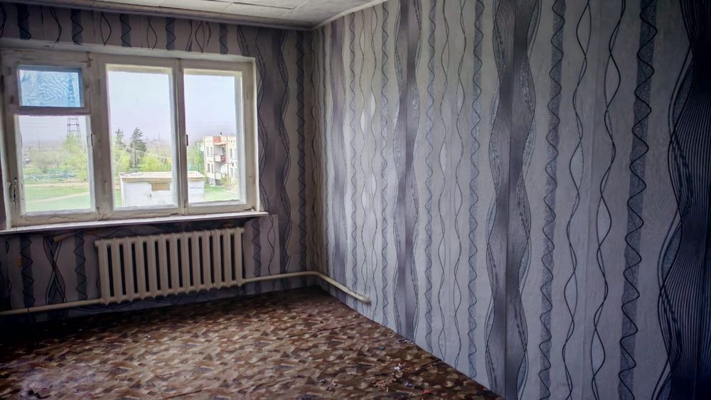 Продам двух комнатную квартиру