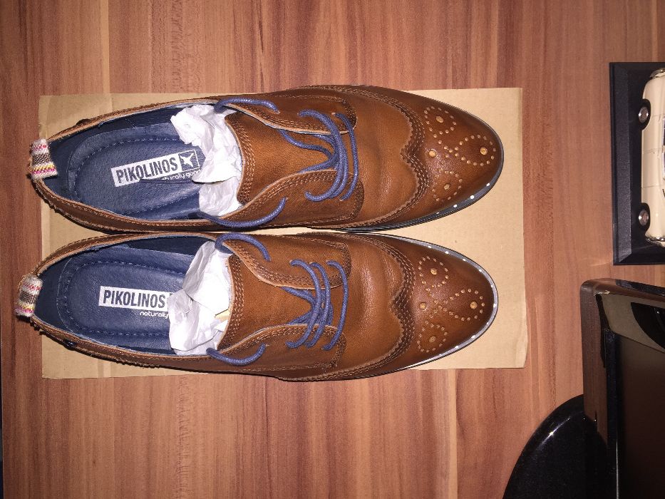 pantofi oxford, noi