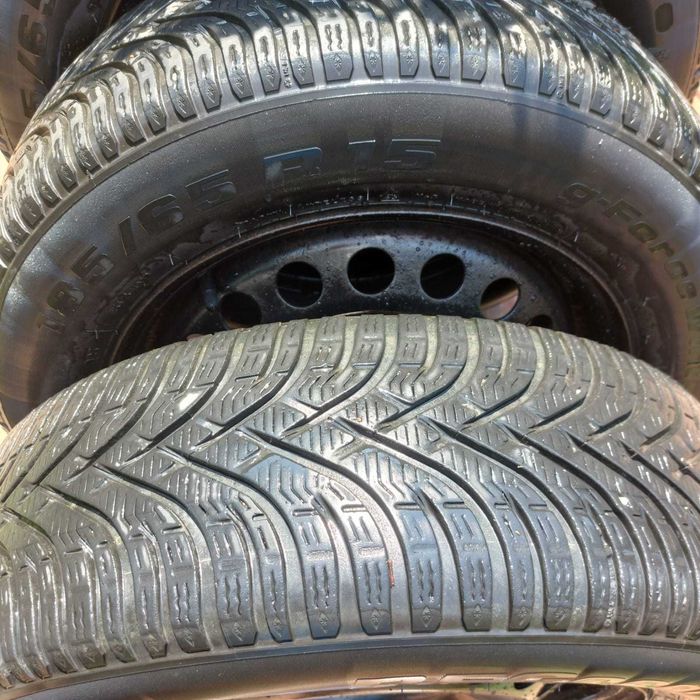 Vand set 4x roti jenti tabla si anvelope iarna BF Goodrich 185/65 R15