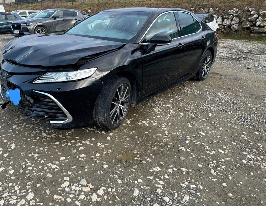 Toyota camry Executive 80000 km 2022 avariat.