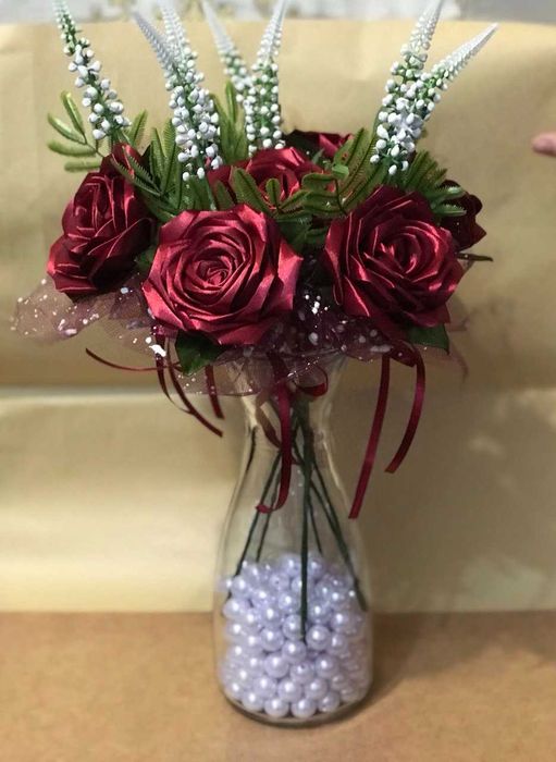 Роза из атласной ленты