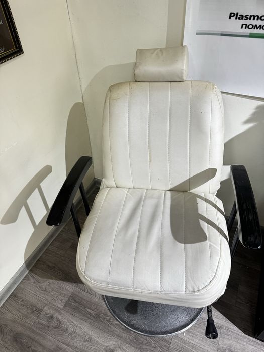 Срочно продается кресло для салона красоты!