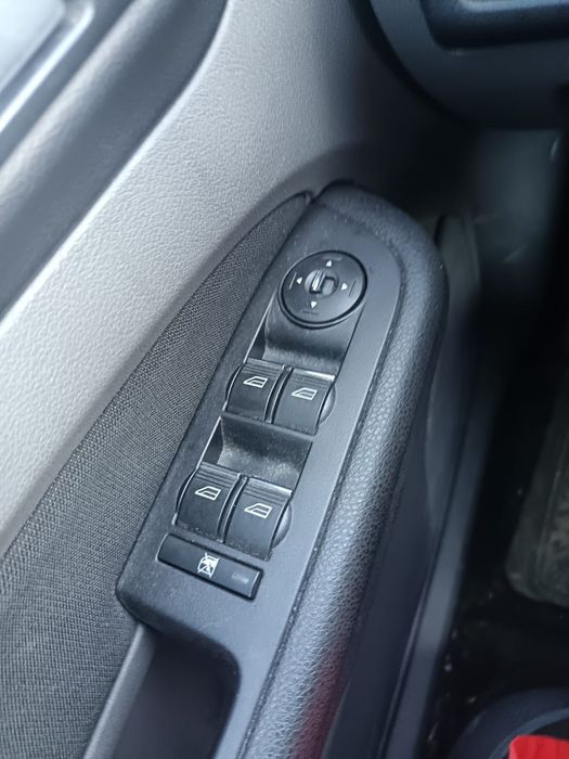 FORD Focus 2010 — imagine 3