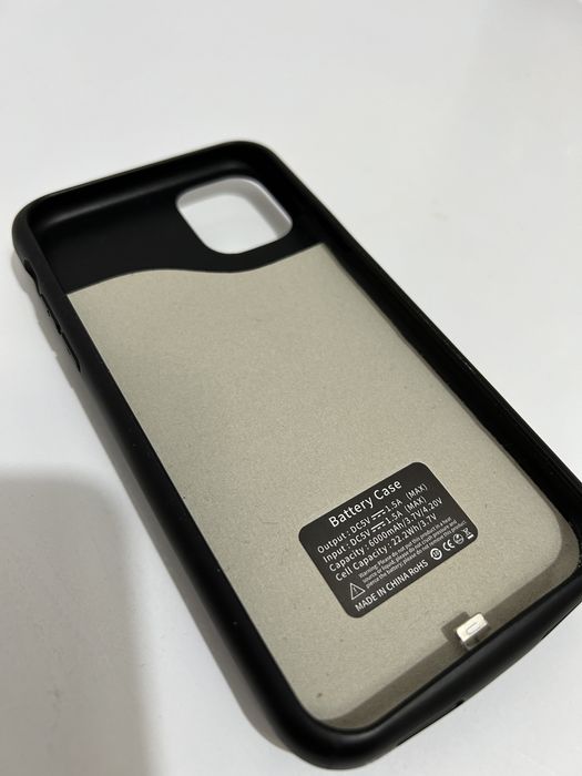 Power - bank чехол для iphone 11 + еще два чехла