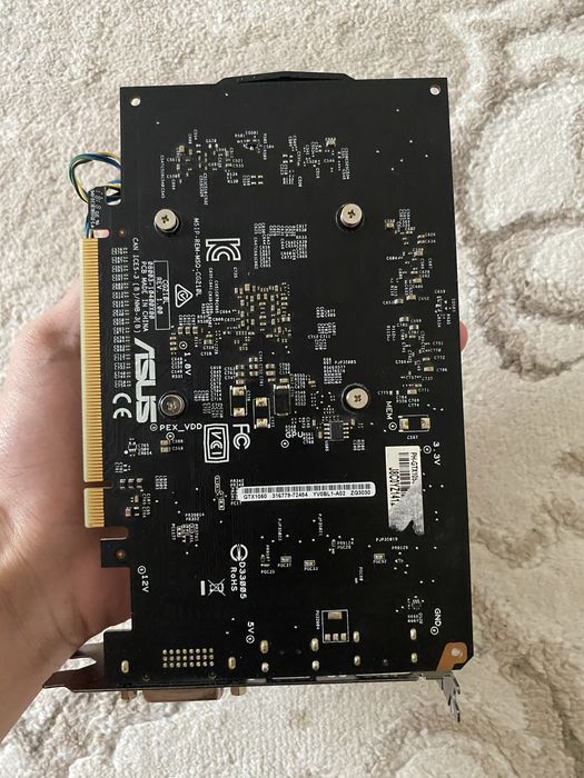 Видеокарта GTX 1050 3GB