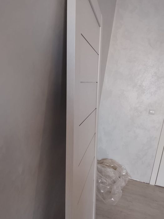 Есік сатылады,жаңа 5шт