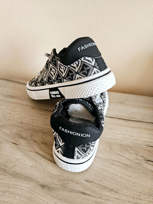 Sneakers  unisex noi 42