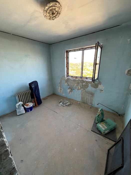 Vand Apartament 2 camere