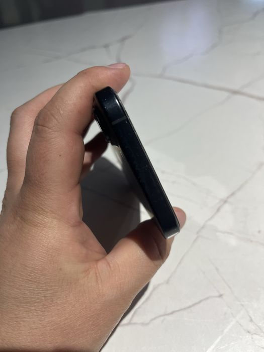 Айфон 16 в идеальном состояние