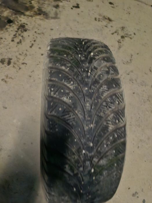 Шины 205/55 R16 — хорошее состояние возможен обмен на технику тел часы