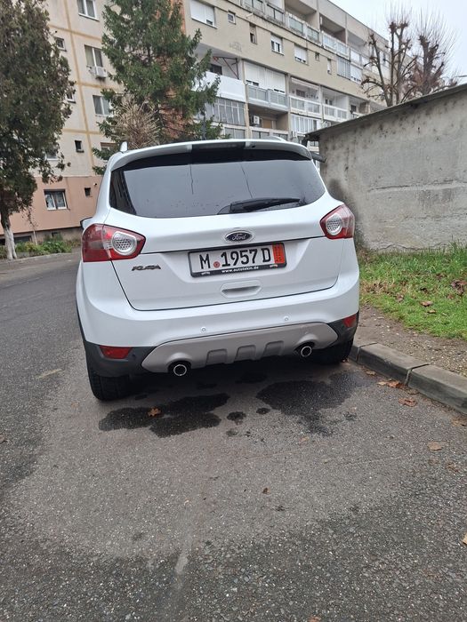 ford kuga  an 2011