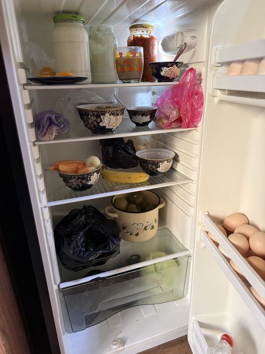 Продаётся холодильник Kaiser