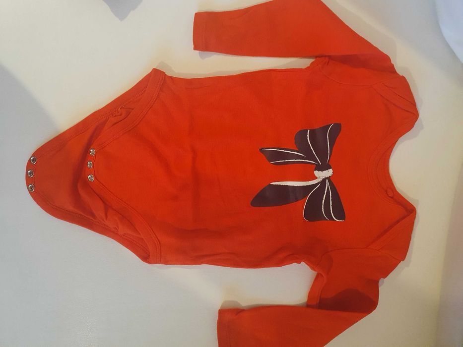 Коледни дрешки Gap; бодита; шапкa; дълга пижамка 100% памук